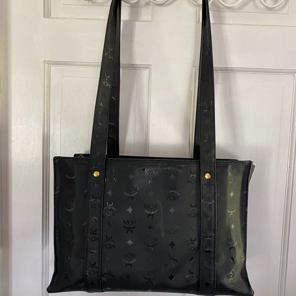 MCM VISETOS TOTE - Picture 9 of 13